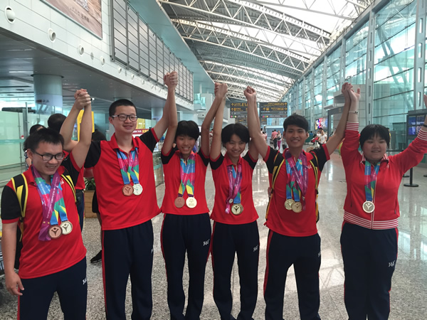 1488850084068076276.jpg IMG_2270.jpg